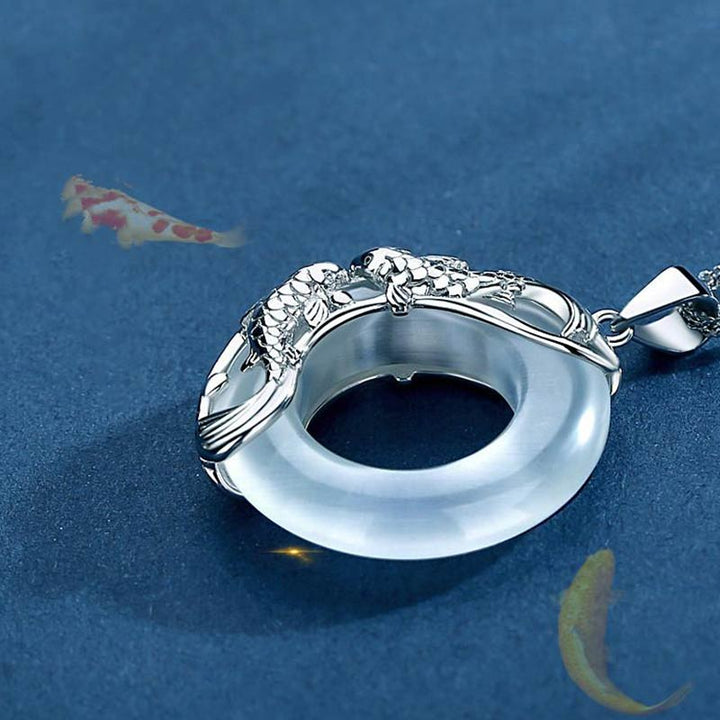 Collar de la suerte Koi de jade blanco natural con Buddha Stones