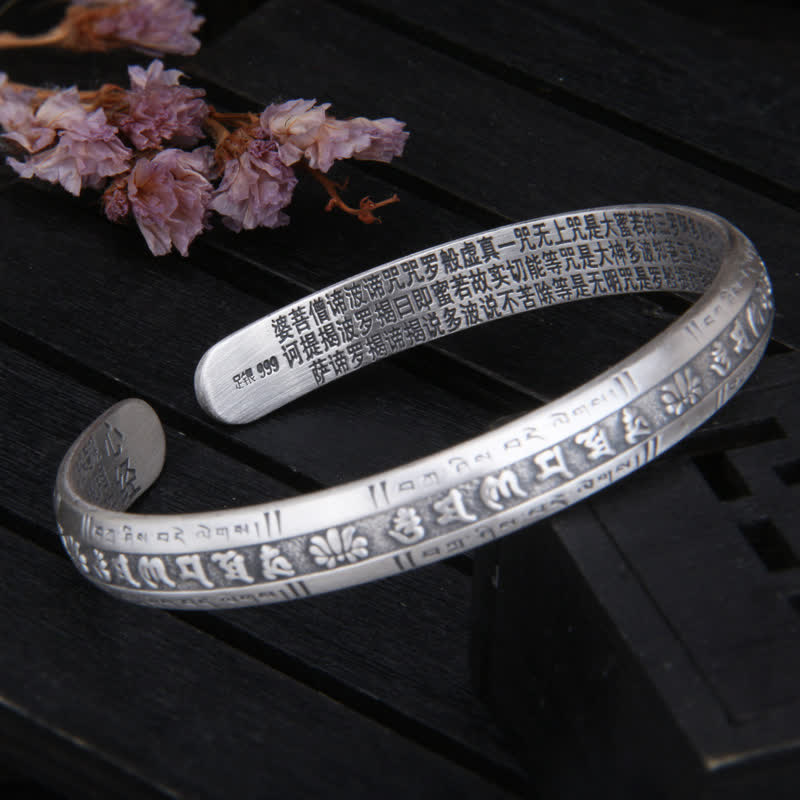 Pulsera de plata de ley 999 con diseño de corazón de Om Mani Padme Hum Sutra Lotus Peace