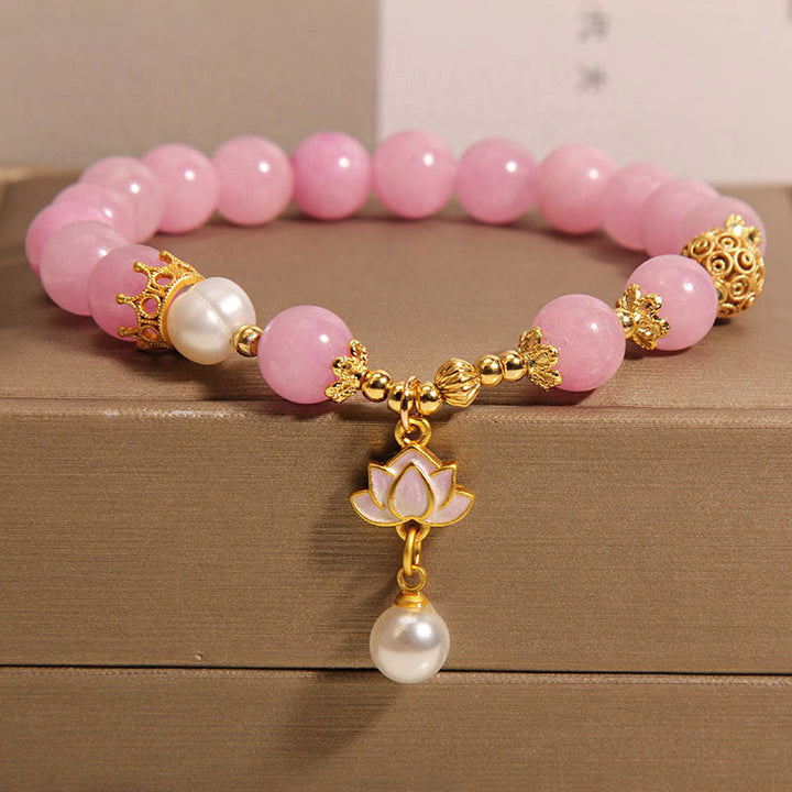 Pulsera de armonía con dije de loto, perla y cuarcita rosa de Buddha Stones - Cuarcita rosa (circunferencia de la muñeca: 14-17 cm) - image 1