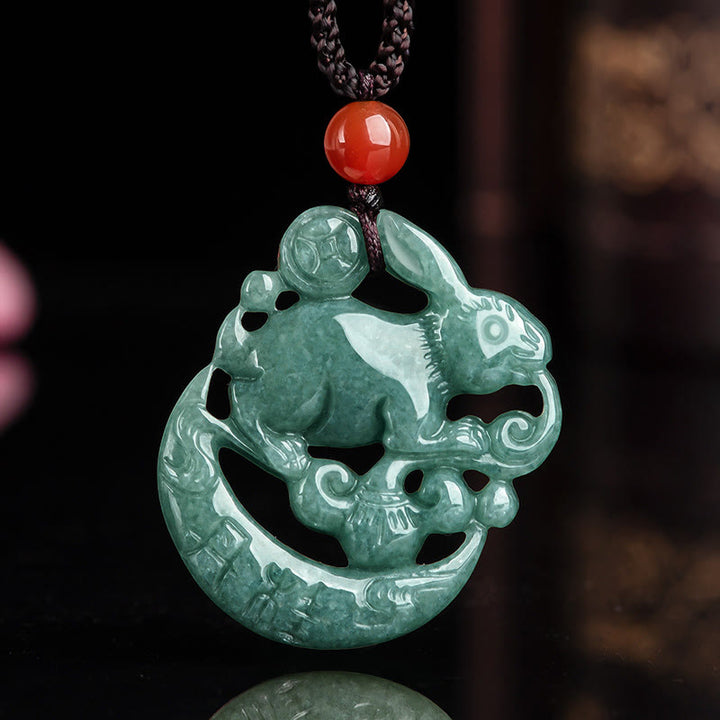 Año del Conejo Jade Suerte Luna Creciente Collar Colgante
