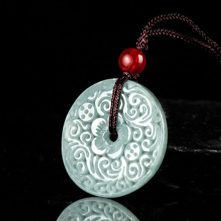 Colgante de collar de abundancia con broche de paz tallado en flor de jade verde de Buddha Stones