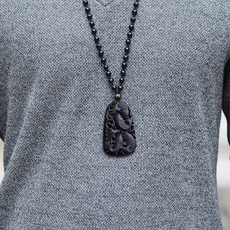 Colgante de collar con cuentas grabadas de fuerza con pez koi en obsidiana negra de Buddha Stones - image 17