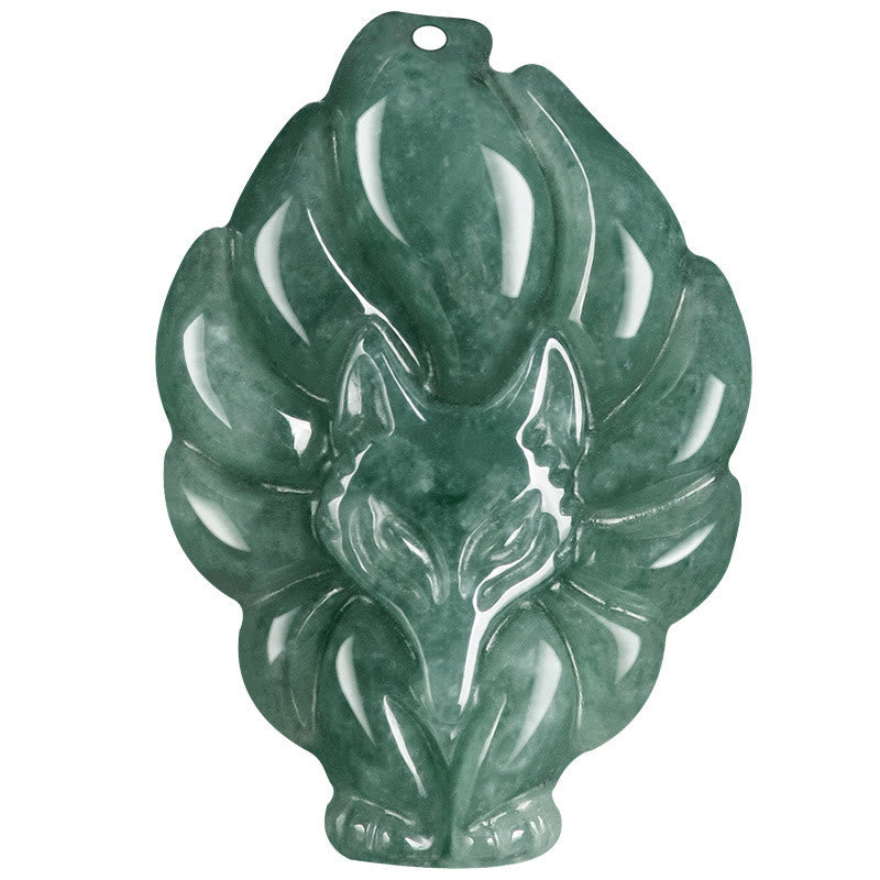 Colgante de la suerte con zorro de nueve colas en jade verde natural de Buddha Stones