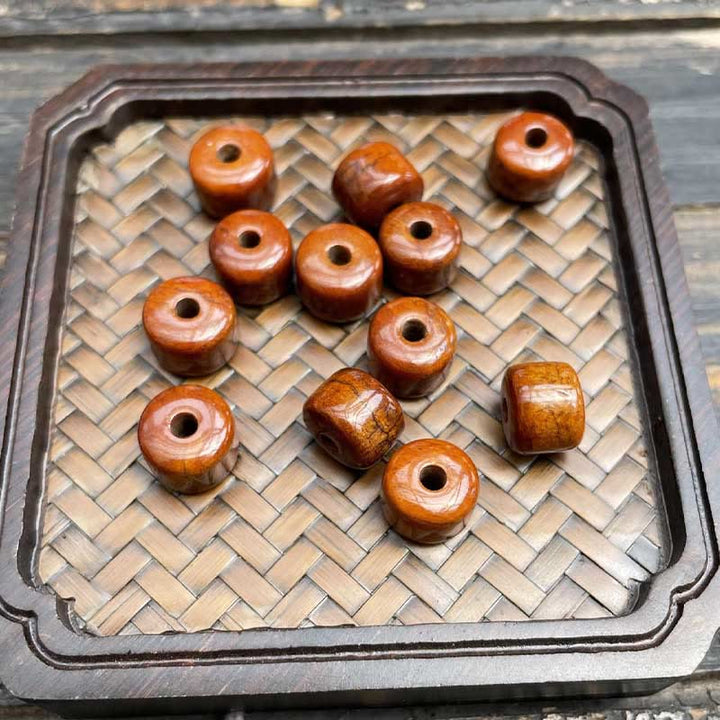 Pulsera de fuerza con Buddha Stones de hueso tibetano, cuentas Dzi de tres ojos, cuerno de oveja y ágata roja