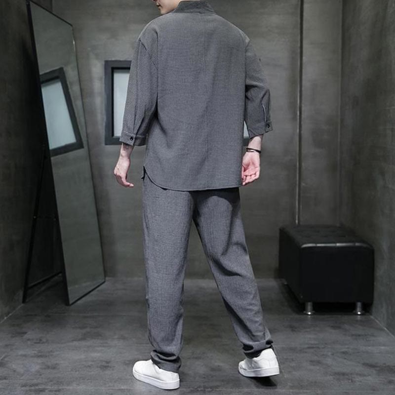 Conjunto de ropa para hombre de Buddha Stones: camisa de color sólido con cuello en V y manga tres cuartos, y pantalones casuales - image 19