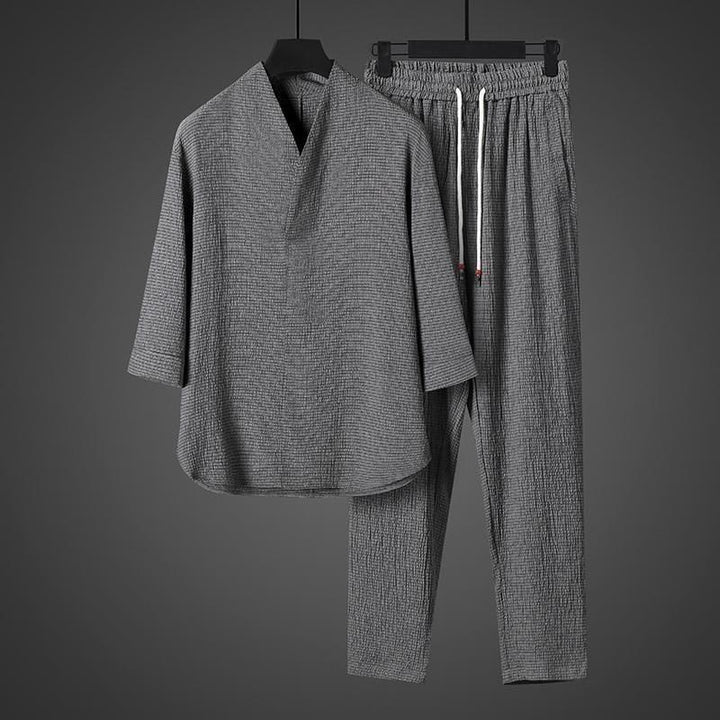 Conjunto de ropa para hombre de Buddha Stones: camisa de color sólido con cuello en V y manga tres cuartos, y pantalones casuales - image 23