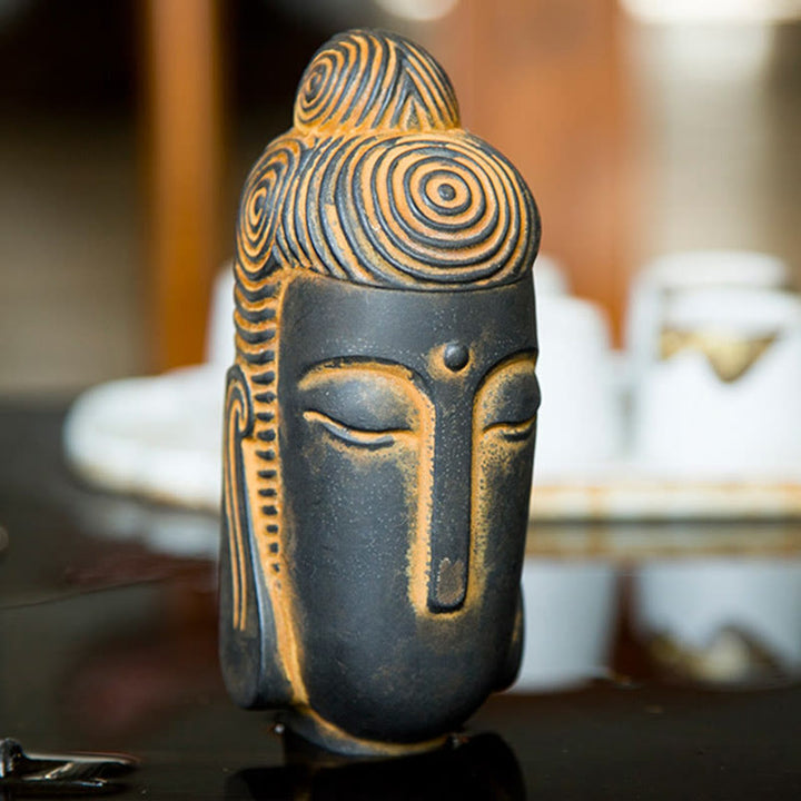 Buddha Stones Estatua de Buda Meditando con Ojos Cerrados de Resina Fundida con Óxido de Polvo de Hierro para Decoración del Hogar