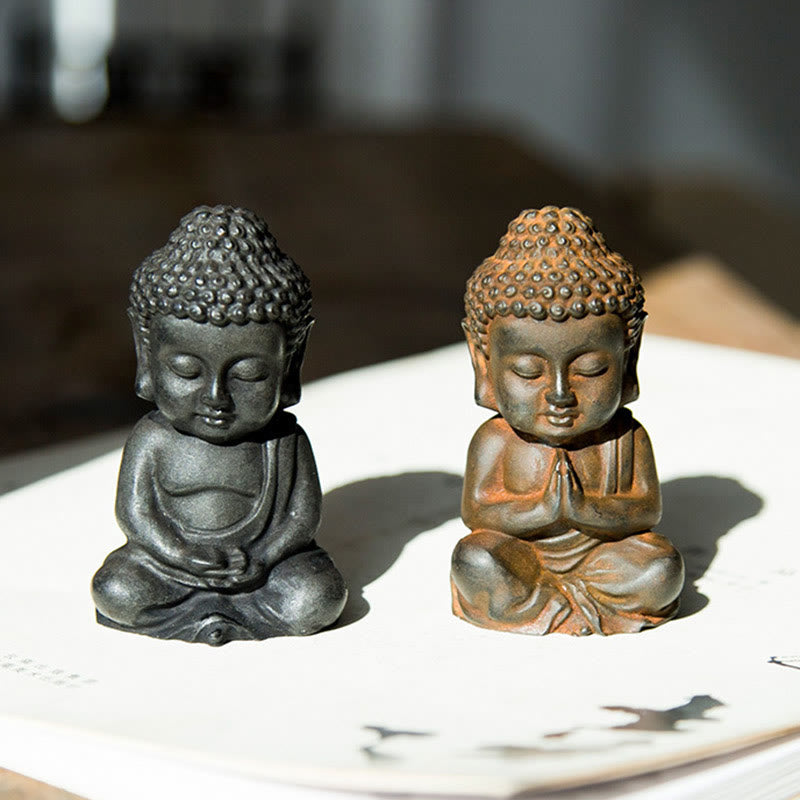 Buddha Stones Estatua de Decoración de Buda Sakyamuni Pequeña Hecha a Mano de Resina Fundida con Óxido de Polvo de Hierro