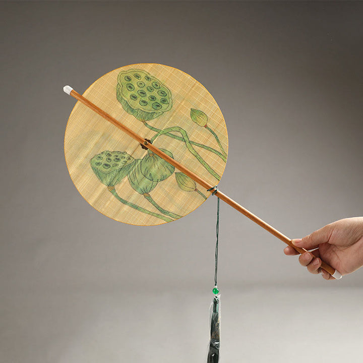 Buddha Stones Hecho a mano Pájaros Flores Caquis Fruta Peces Koi Loto Bambú Abanico portátil con mango largo y enrollable