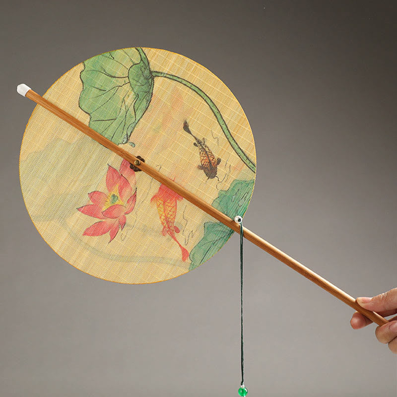 Buddha Stones Hecho a mano Pájaros Flores Caquis Fruta Peces Koi Loto Bambú Abanico portátil con mango largo y enrollable