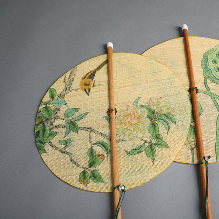 Buddha Stones Hecho a mano Pájaros Flores Caquis Fruta Peces Koi Loto Bambú Abanico portátil con mango largo y enrollable