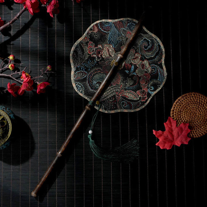 Buddha Stones Hecho a mano conchas escamas hojas patrón de Epiphyllum mango largo de bambú morado portátil abanico enrollable