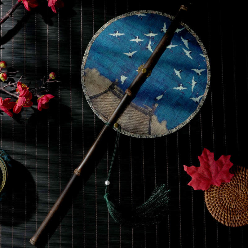 Buddha Stones Flores Hechas a Mano Melocotón Níspero Pájaro Grulla Patrón de Mariposa Mango de Bambú Largo Púrpura Abanico Portátil Enrollable