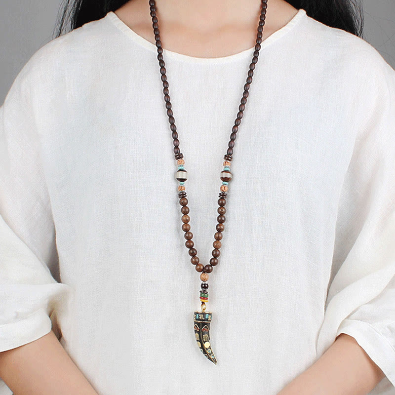 Colgante de collar con protección con diseño de cuerno de mantra con símbolo OM Om Mani Padme Hum de madera de wengué del Tíbet y Buddha Stones - image 5