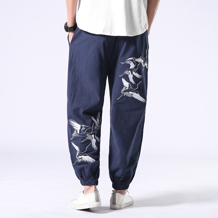 Pantalones harén con cordón y bolsillos para hombre con diseño bordado de grulla blanca y Buddha Stones - Azul acero - US/UK/AU42, EU52 (3XL) - image 22
