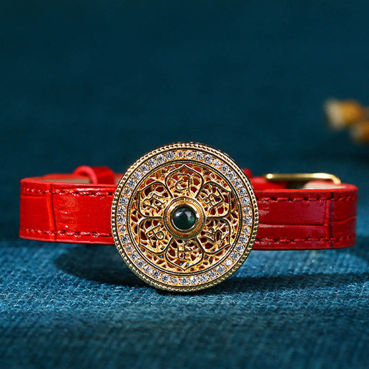 Pulsera de cuero chapada en oro de 24 Buddha Stones con seis palabras verdaderas, ocho tesoros y brújula de jade