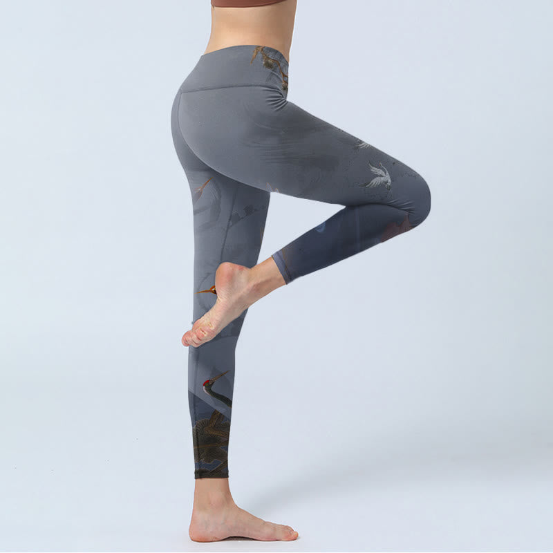 Leggings de yoga para mujer con estampado de grulla blanca, pino y piedras de Buddha Stones - image 4