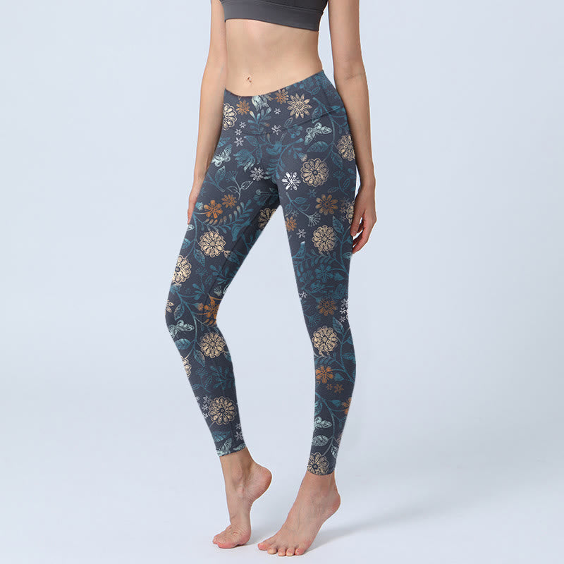 Leggings de fitness para gimnasio con estampado de hojas y flores de aster de Buddha Stones New York para mujer - Azul acero - US18,UK/AU22,EU50 (4XL) - image 1