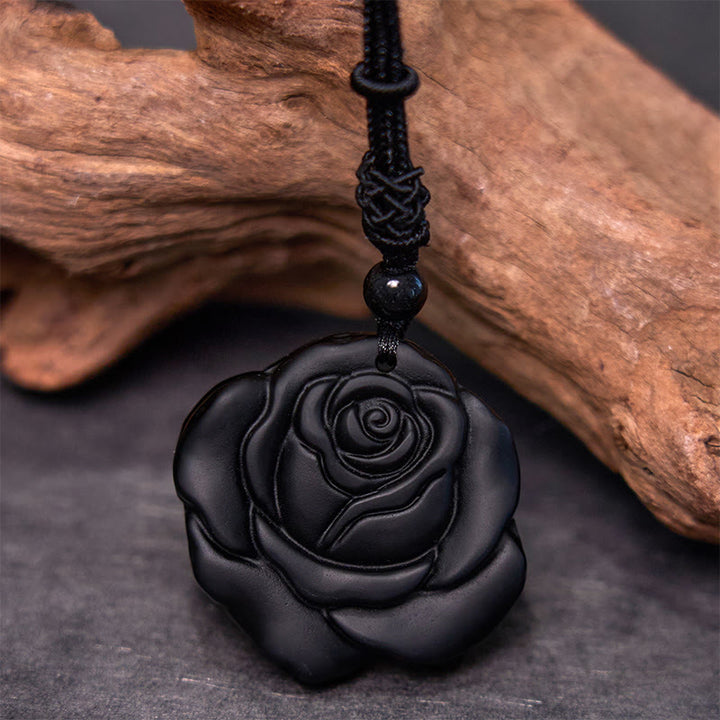 Colgante de collar purificador de rosa negra con hilo de obsidiana negra y Buddha Stones