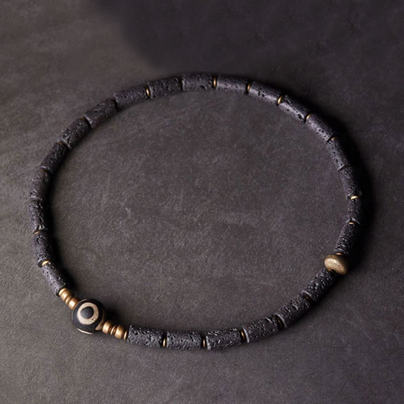 Pulsera de calma con múltiples vueltas de latón y cobre con cuentas Dzi de tres ojos y piedra de lava vintage de Buddha Stones