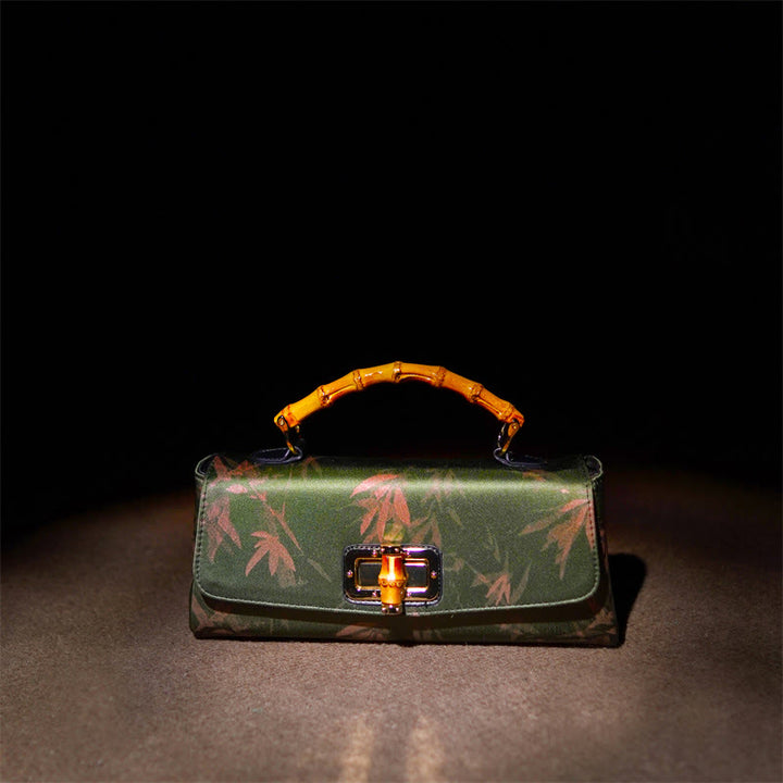 Bolso bandolera con cadena de metal, asa de bambú, hojas, ramas y Buddha Stones