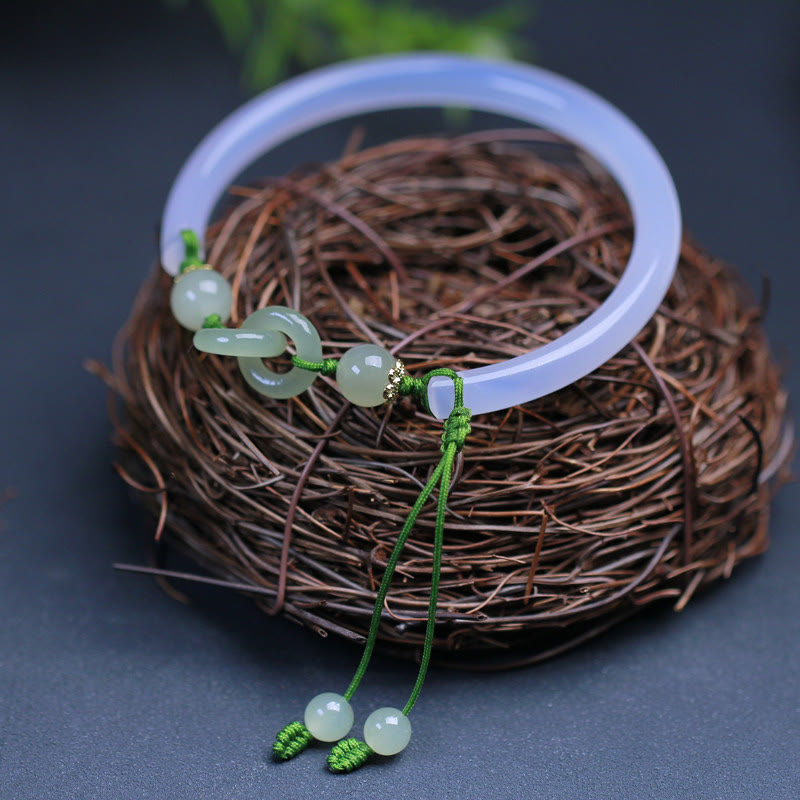 Pulsera de cuentas de jade hetiano de ágata blanca natural con Buddha Stones entrelazadas