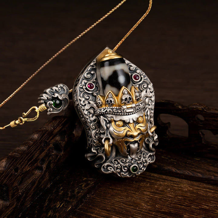 Collar con colgante de protección de cuentas Dzi de la diosa de la riqueza tibetana Zakiram de plata de ley 925 con Buddha Stones