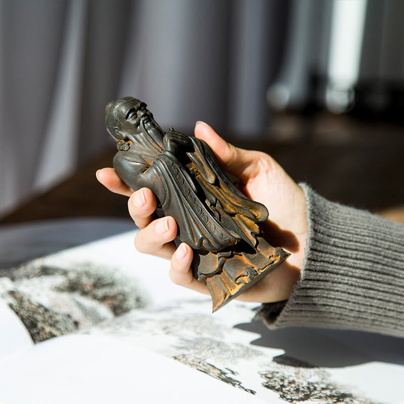 Estatua de resina fundida con óxido de hierro en polvo de Confucio hecha a mano con Buddha Stones para decoración del hogar