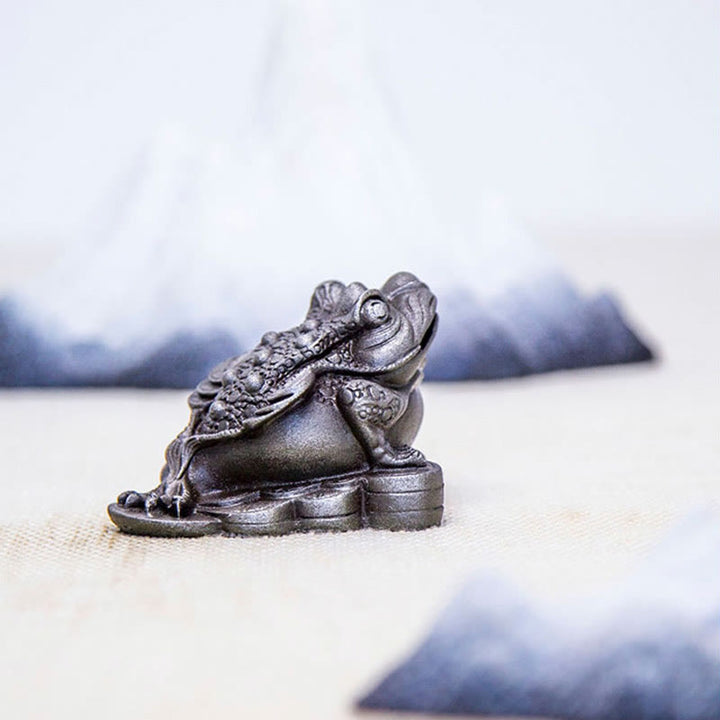 Estatua de resina fundida con óxido de hierro y monedas de cobre hechas a mano con Buddha Stones Feng Shui