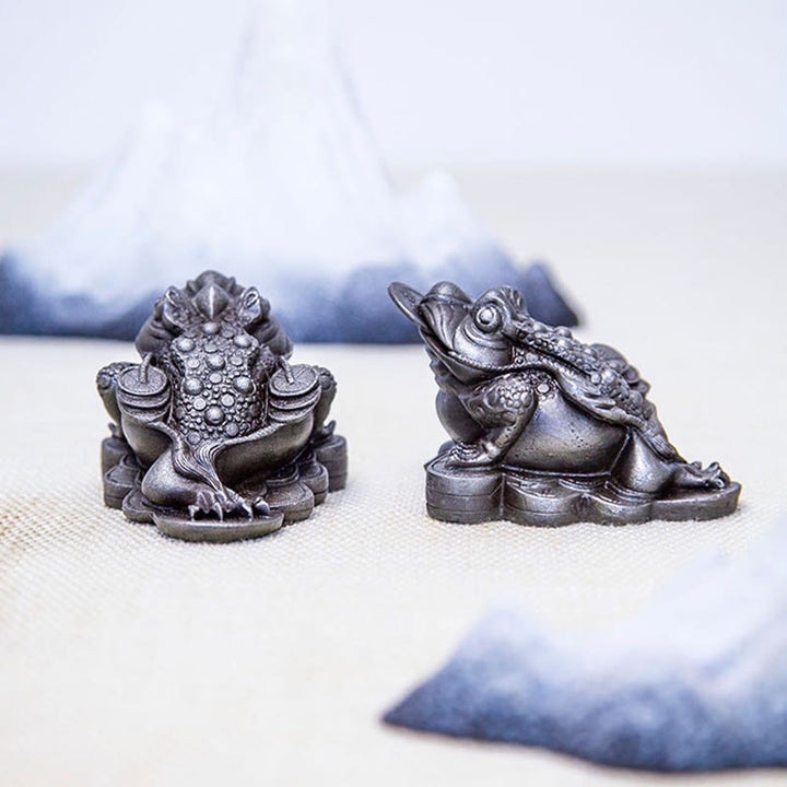 Estatua de resina fundida con óxido de hierro y monedas de cobre hechas a mano con Buddha Stones Feng Shui