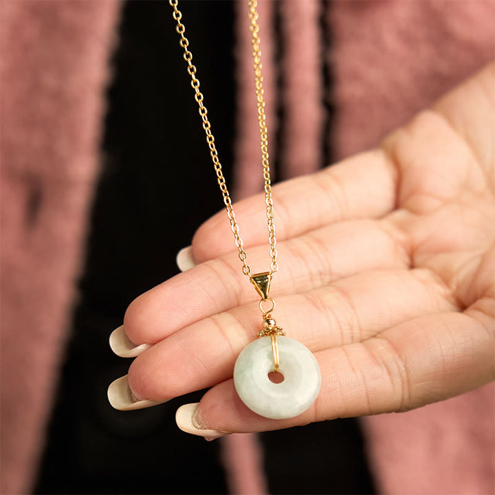 Collar con hebilla de paz de jade y Buddha Stones , colgante de suerte