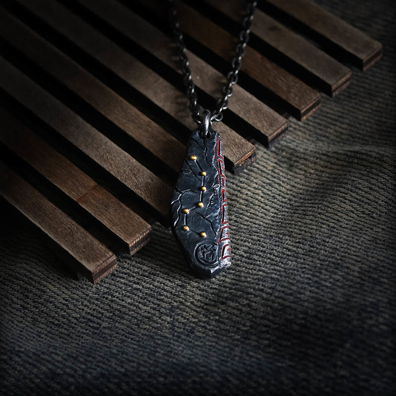 Colgante de plata de ley 999 con forma de Osa Mayor y Buddha Stones - Cadena de plata y plata de ley 999 - image 1