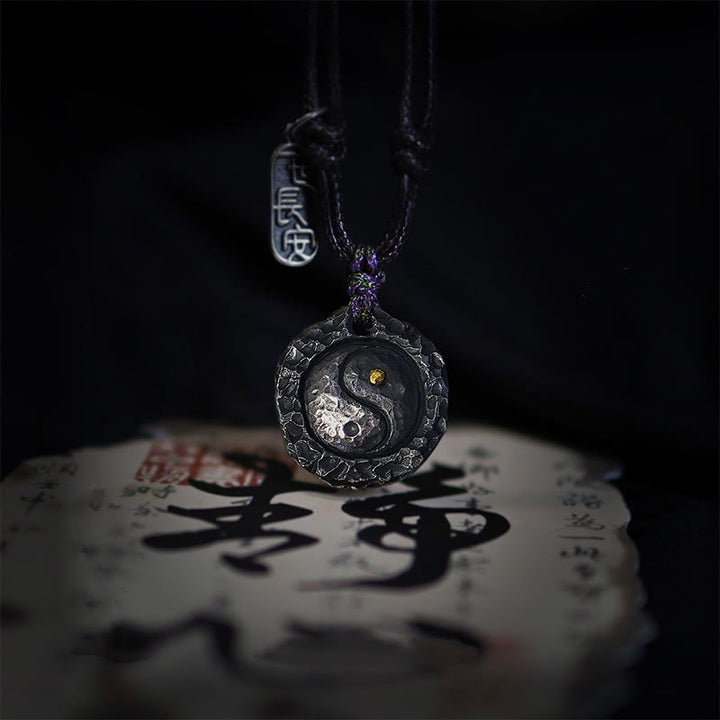 Colgante de collar de armonía con diseño de Tai Chi Yin Yang de plata de ley 999 con Buddha Stones - Plata de ley 999 YIN YANG (21*23*4 mm) - image 0