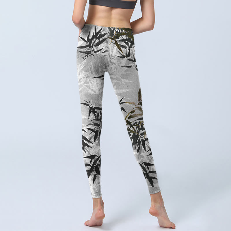 Leggings de yoga para mujer con estampado de hojas de bambú y Buddha Stones en color gris oscuro - image 7