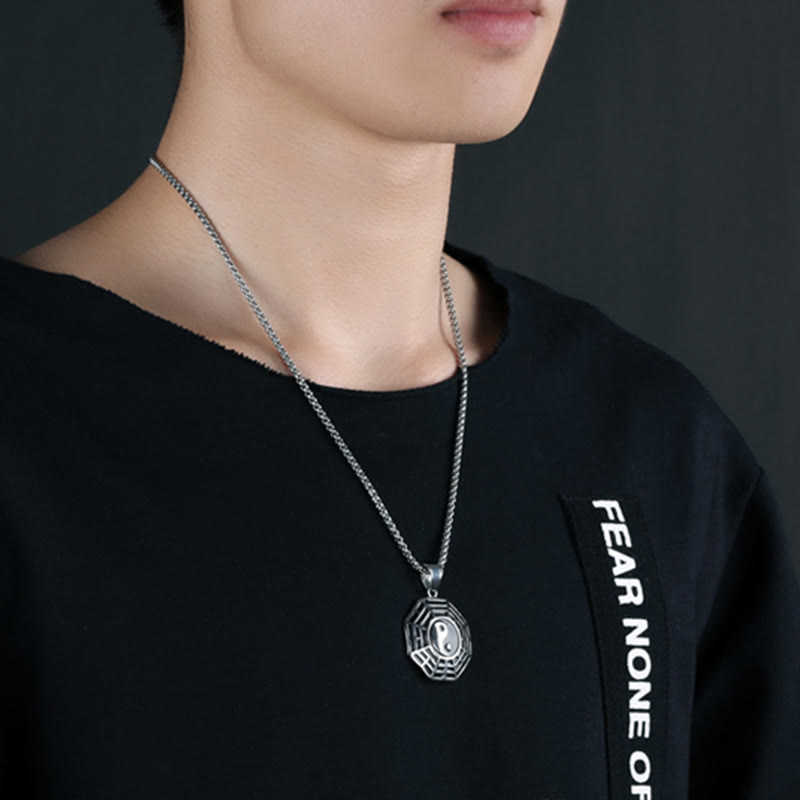 Colgante de collar con patrón de Yin Yang, Bagua, de acero y titanio y Buddha Stones - image 16