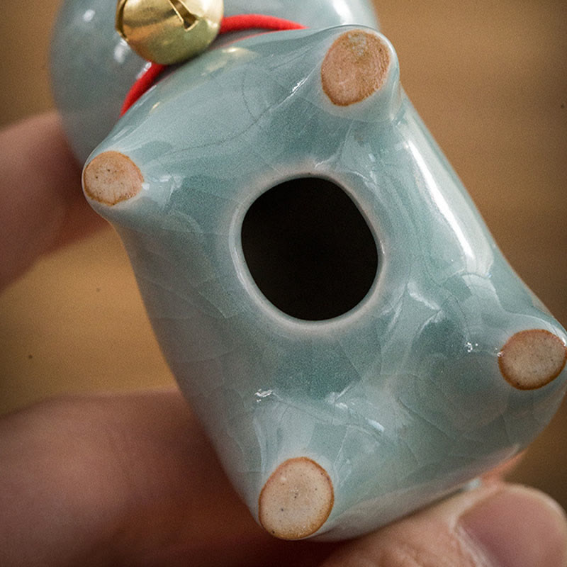 Figura decorativa de cerámica para escritorio del hogar con forma de gato y campana de la suerte en Buddha Stones - image 16