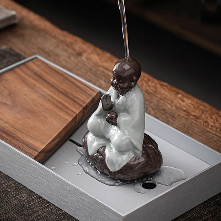 Colador de cerámica con forma de monje zen y piedras de Buddha Stones , accesorio para té, figurita decorativa para el hogar