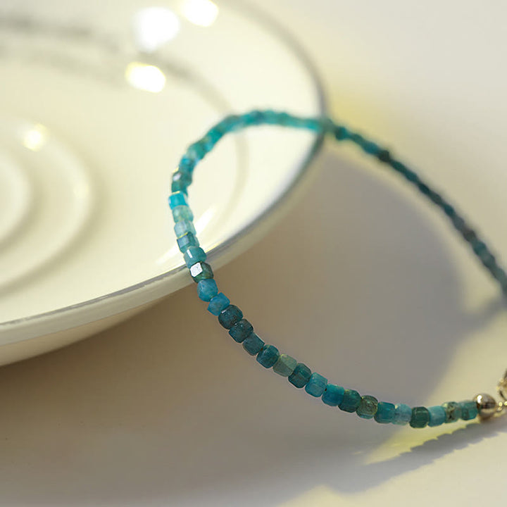 Pulsera de cobre chapada en oro de 14 k con forma de corazón y cuentas ultrafinas de apatita de 2,5 mm y piedra de Buda