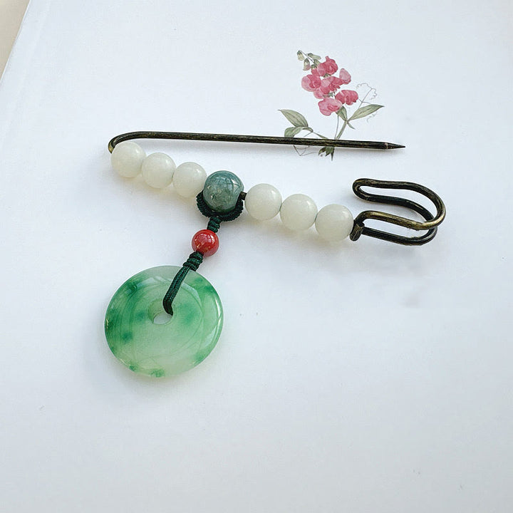 Broche de la suerte con hebilla de la paz de jade y semillas de Bodhi y Buddha Stones