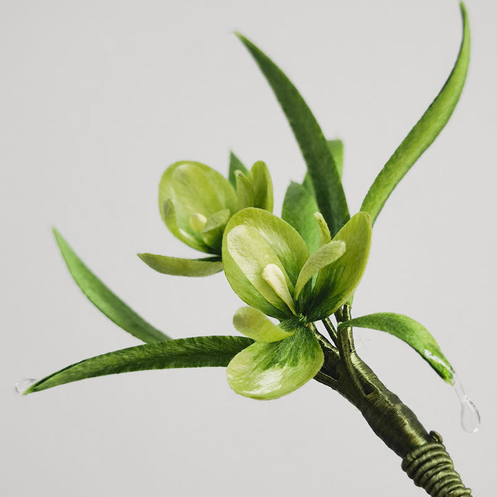 Broche para el pelo con flores de terciopelo hechas a mano y hojas de seda morera con Buddha Stones