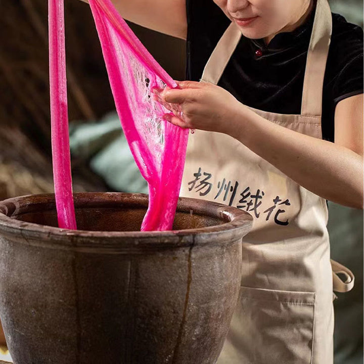 Broche de flores de seda de morera con flores de terciopelo de Yangzhou hechas a mano con Buddha Stones