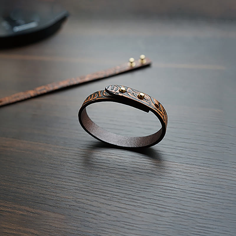 Pulsera de equilibrio con hebilla ajustable de cuero con estampado vintage de Buddha Stones