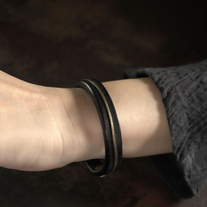 Pulsera curativa con Buddha Stones, cuero vintage, alambre de cobre y latón