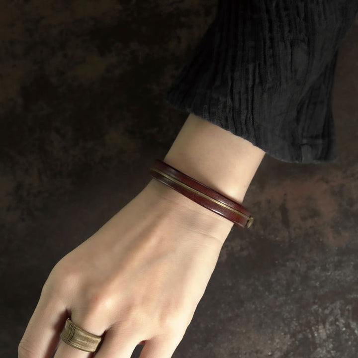 Pulsera curativa con Buddha Stones, cuero vintage, alambre de cobre y latón