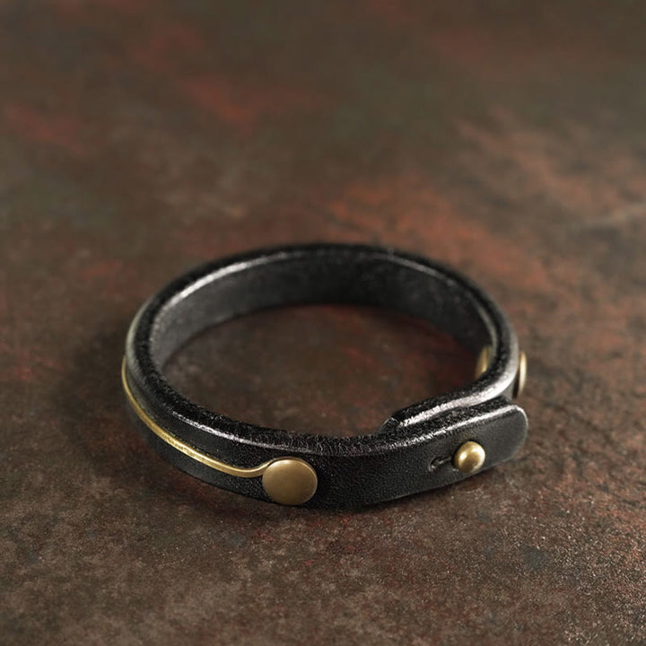 Pulsera curativa con Buddha Stones, cuero vintage, alambre de cobre y latón