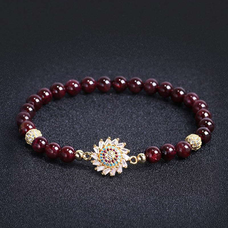 Pulsera protectora con cuentas de circonita y flor de granate natural de Buddha Stones