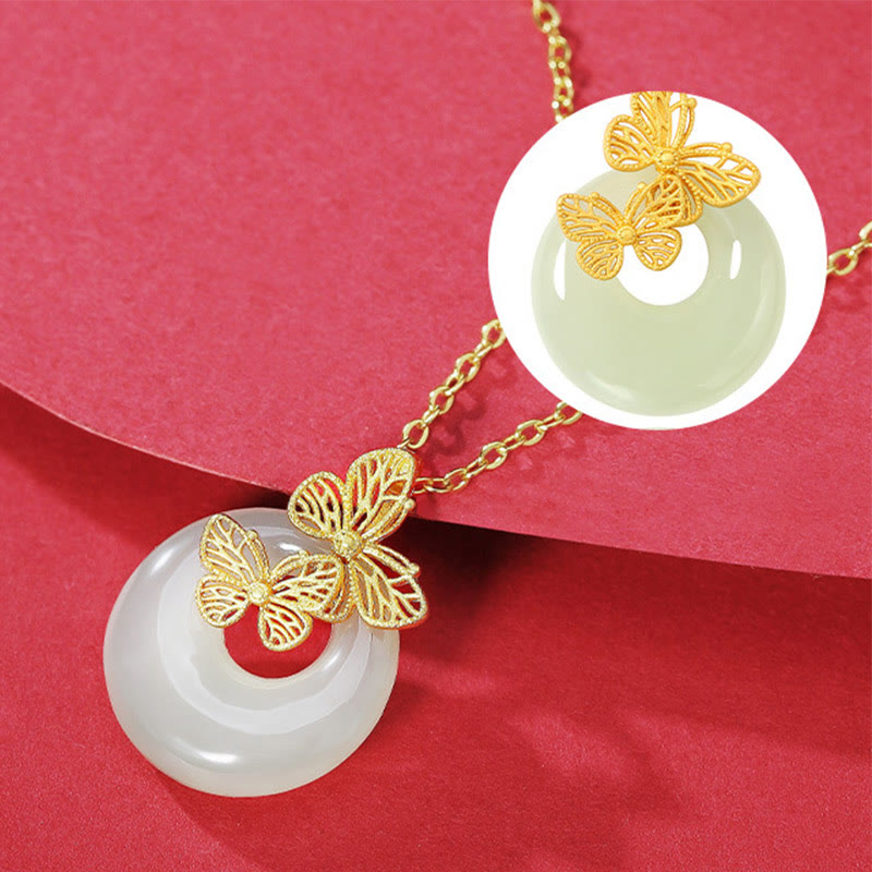 Collar con colgante de plata de ley 925 con forma de mariposa y jade hetiano natural y piedras de Buddha Stones