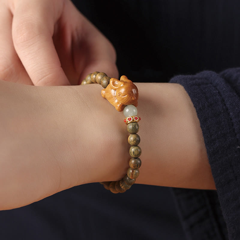 Pulsera positiva con forma de conejo y sándalo verde y dorado con Buddha Stones