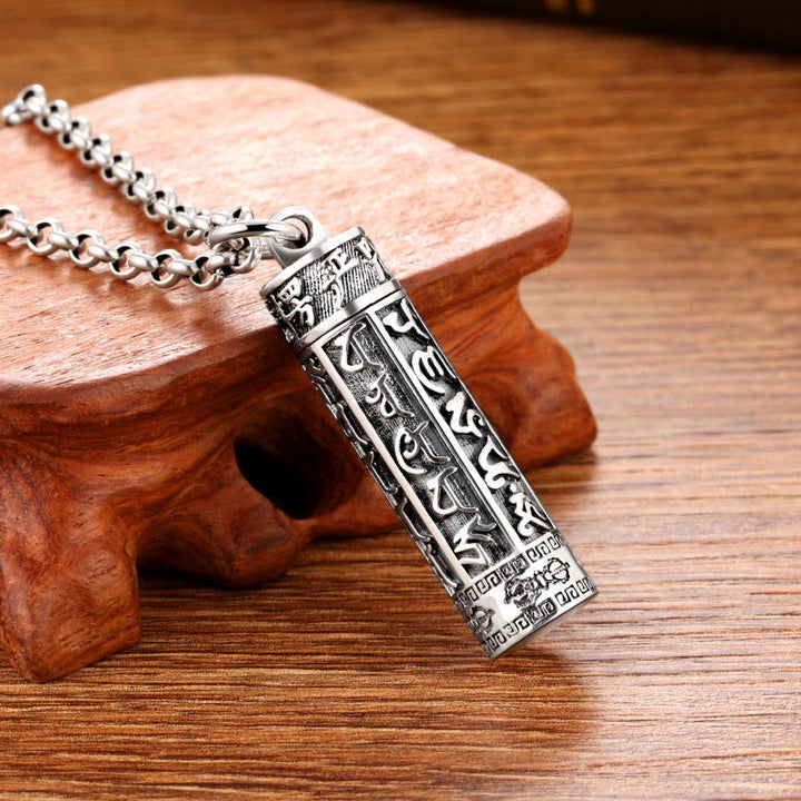 Collar con colgante de paz con diseño de vajra y mantra Shurangama de plata bañada en cobre con Buddha Stones tibetanas Om Mani Padme Hum - Plateado - image 1