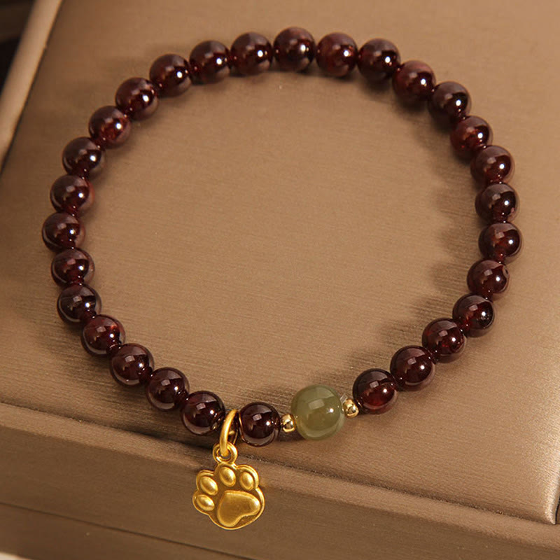 Pulsera purificadora de cuentas de jade hetian con granate y pata de gato de Buddha Stones